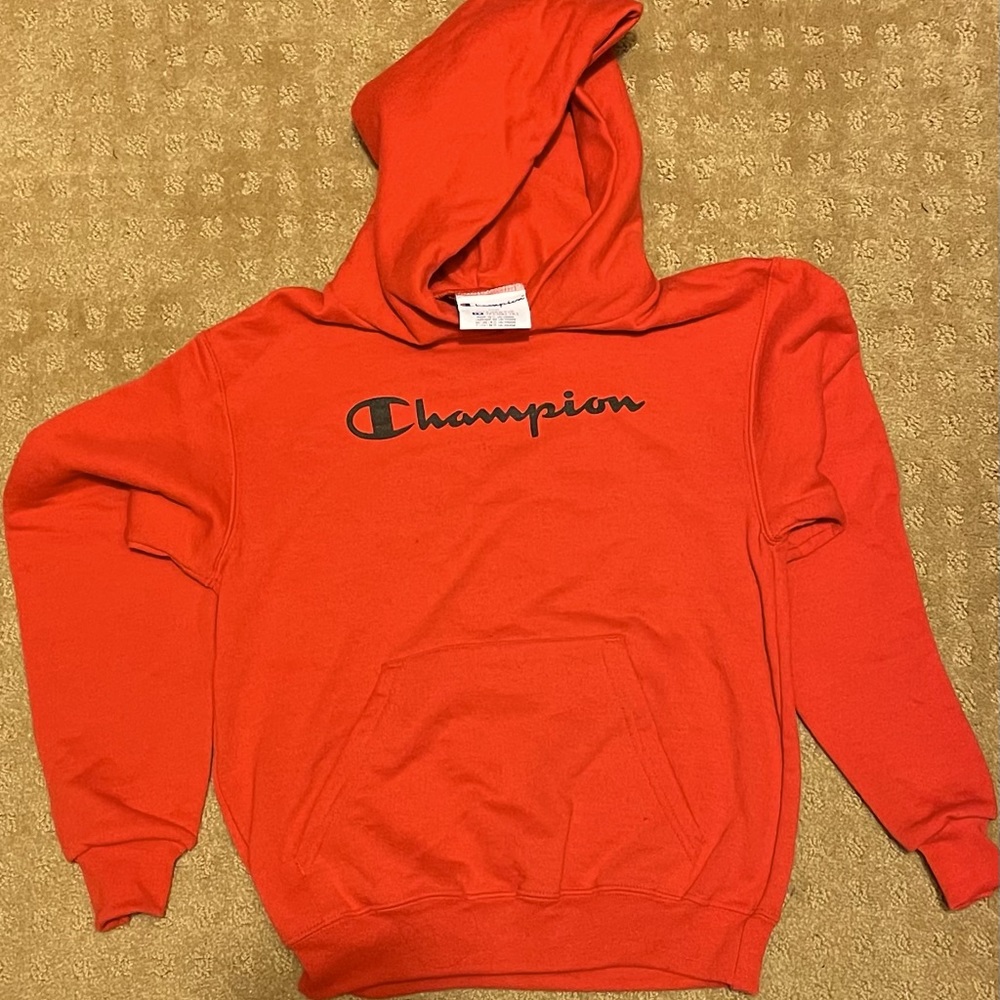 NEW⭐️Red Small Champion Hoodie